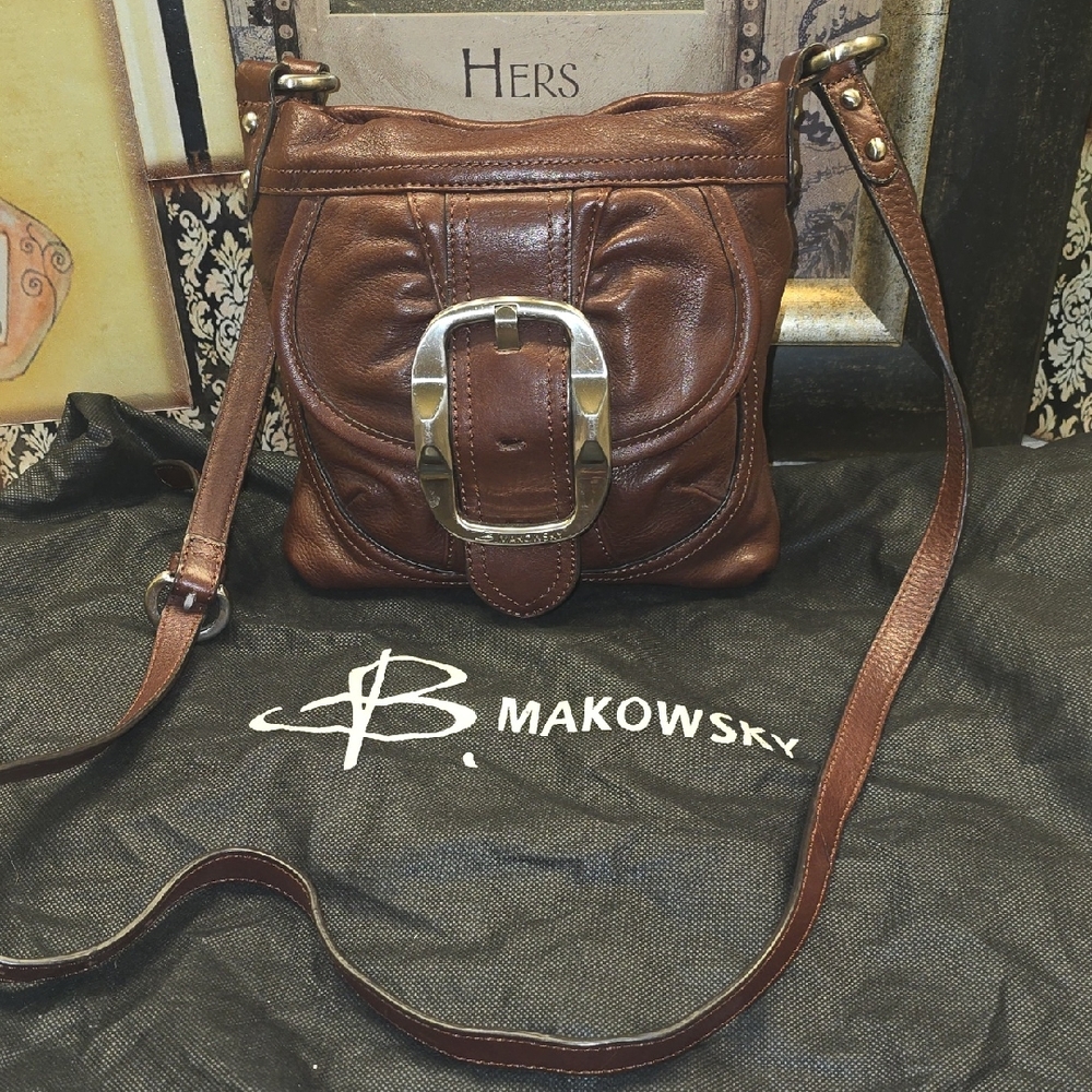EUC' Like New- B.Makowsky Brown (Brandy) Leather Crossbody Bag 8X9X1